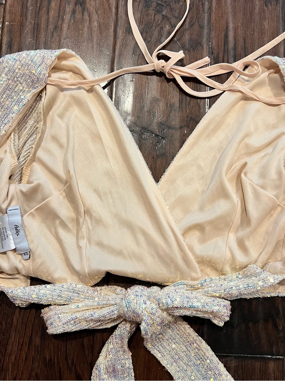 Adika Sparkly Sequin Long Sleeve Wrap Crop Top - Picture 3 of 6